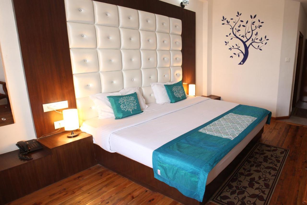Hotel Vatika - The Riverside Resort Дармсала Экстерьер фото